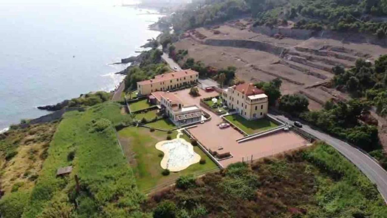 Incanto Sul Mare Con Enorme Terrazza E Piscina Cervo Extérieur photo